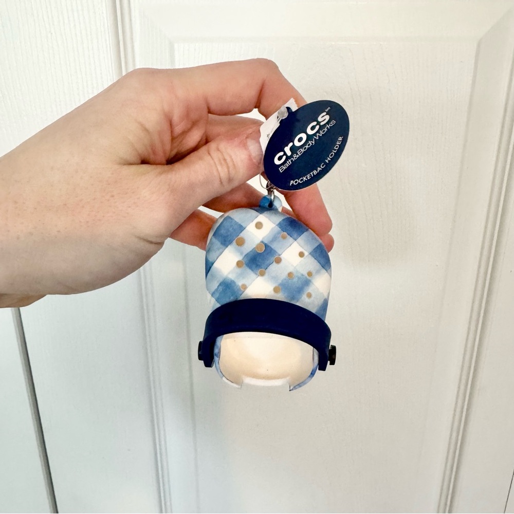 NEW Bath & Body Works x CROCS Blue and White Check Hand Sanitizer Keychain